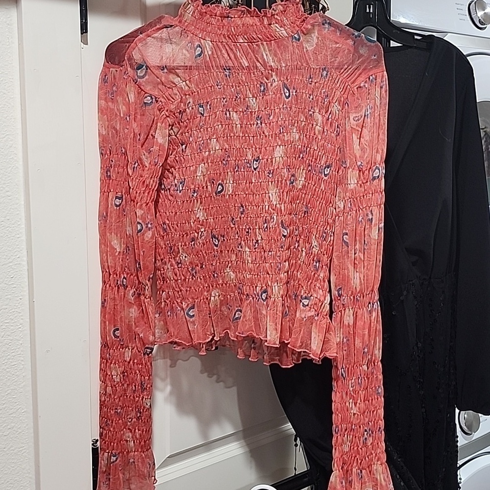 Free People ✨️ Hello There Top, Size M, Grenadine Combo Colors EUC! - Picture 3 of 7